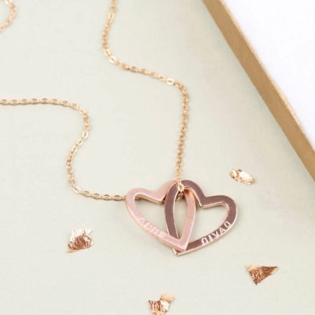 Кулон сердце (79 фото): золотые и серебряные украшения в виде половинки сердечка, модели из бисера