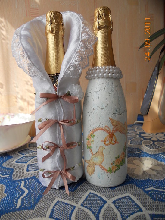 Как украсить своими руками бутылку шампанского на новый год? украшения и декор, новогоднее оформление лентами и конфетами