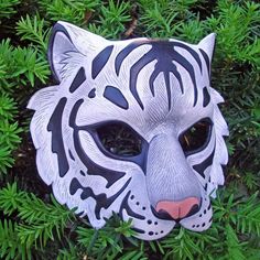 https://i.pinimg.com/236x/41/c0/ba/41c0ba78ff7e2e4901f8d12fb7d60c70--tiger-mask-masks-art.jpg