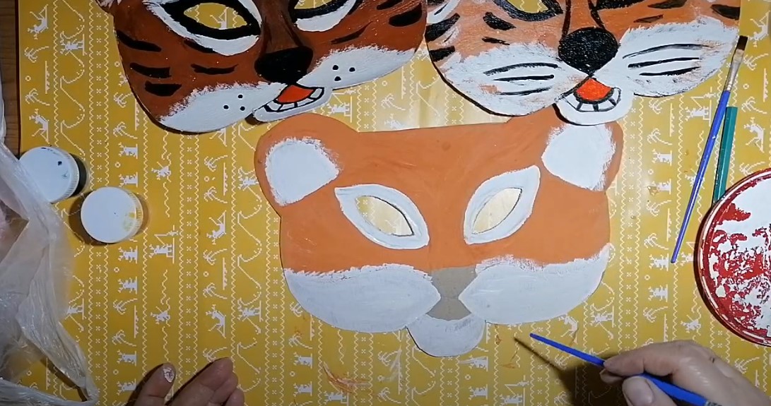 Как сделать маску Тигра на Новый год 2022 своими руками