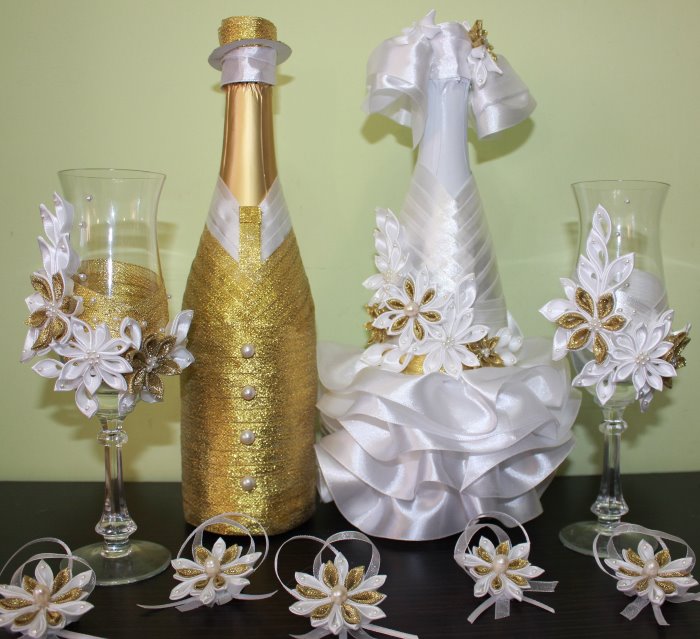 Декор свадебных бутылок (фото)