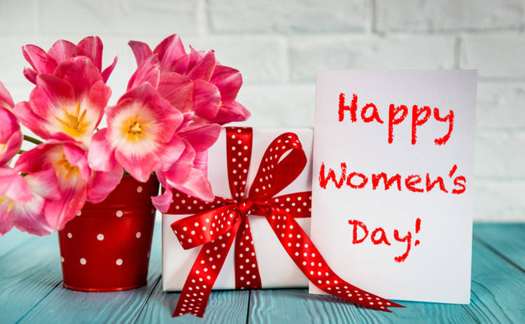 Лучшие поздравления с 8 марта коллегам женщинам в стихах
