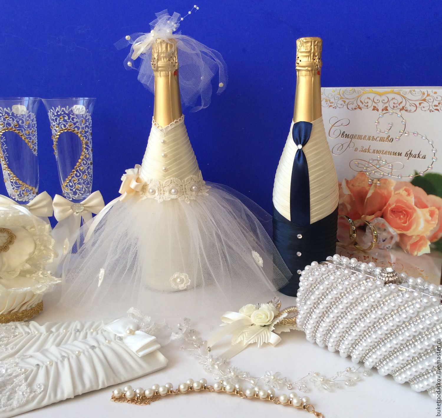 Свадебное украшение шампанского своими руками. жених и невеста. мастер-класс с пошаговыми фото