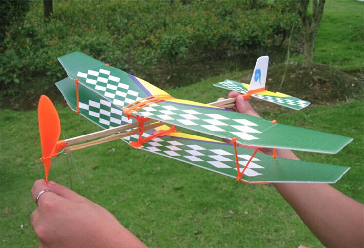 Авиамодель ил-76  (технология изготовления из потолочной плитки) - портал детского технического творчества тамбовской области техносфера+