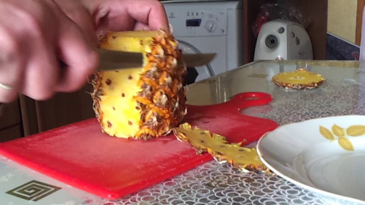 Как чистить ананас – простые, но эффективные способы