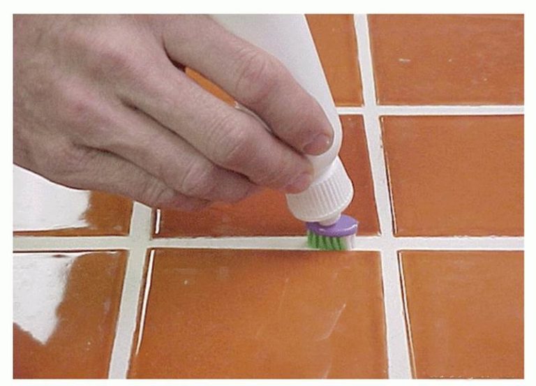 Затирка швов керамической плитки: разбираемся чем и как правильно затирать швы