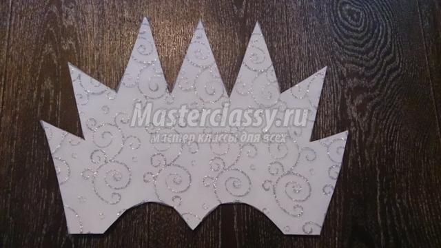 Корона снежной королевы рисунок как нарисовать. корона для снежной королевы своими руками: мастер-класс с фото
