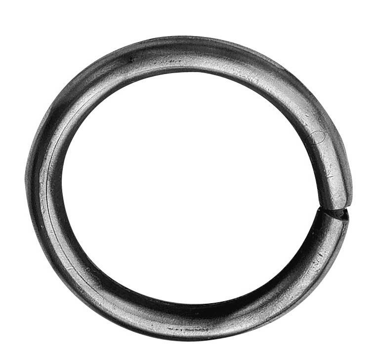Перстень из стальной трубы. перстень из стальной трубы.