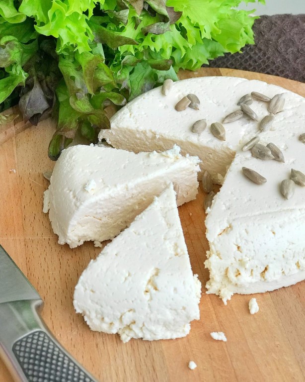 Сыр "сливочный" от бабы шуры – кулинарный рецепт