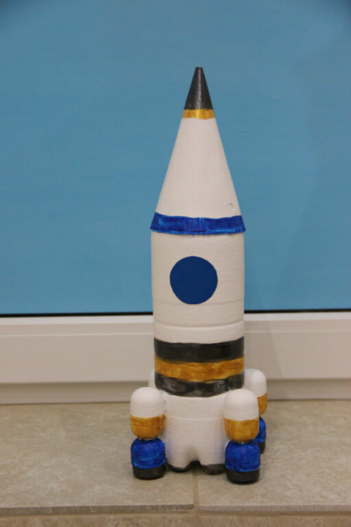Как сделать ракету своими руками из бумаги, картона, бутылки, спичек и фольги. космическая ракета своими руками, которая летает – модели и схемы