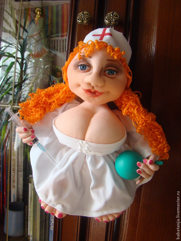 Кукла попик в чулочно-текстильной технике
