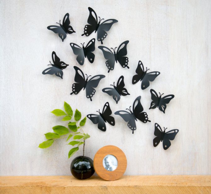 Декор бабочками на стене: делаем своими руками