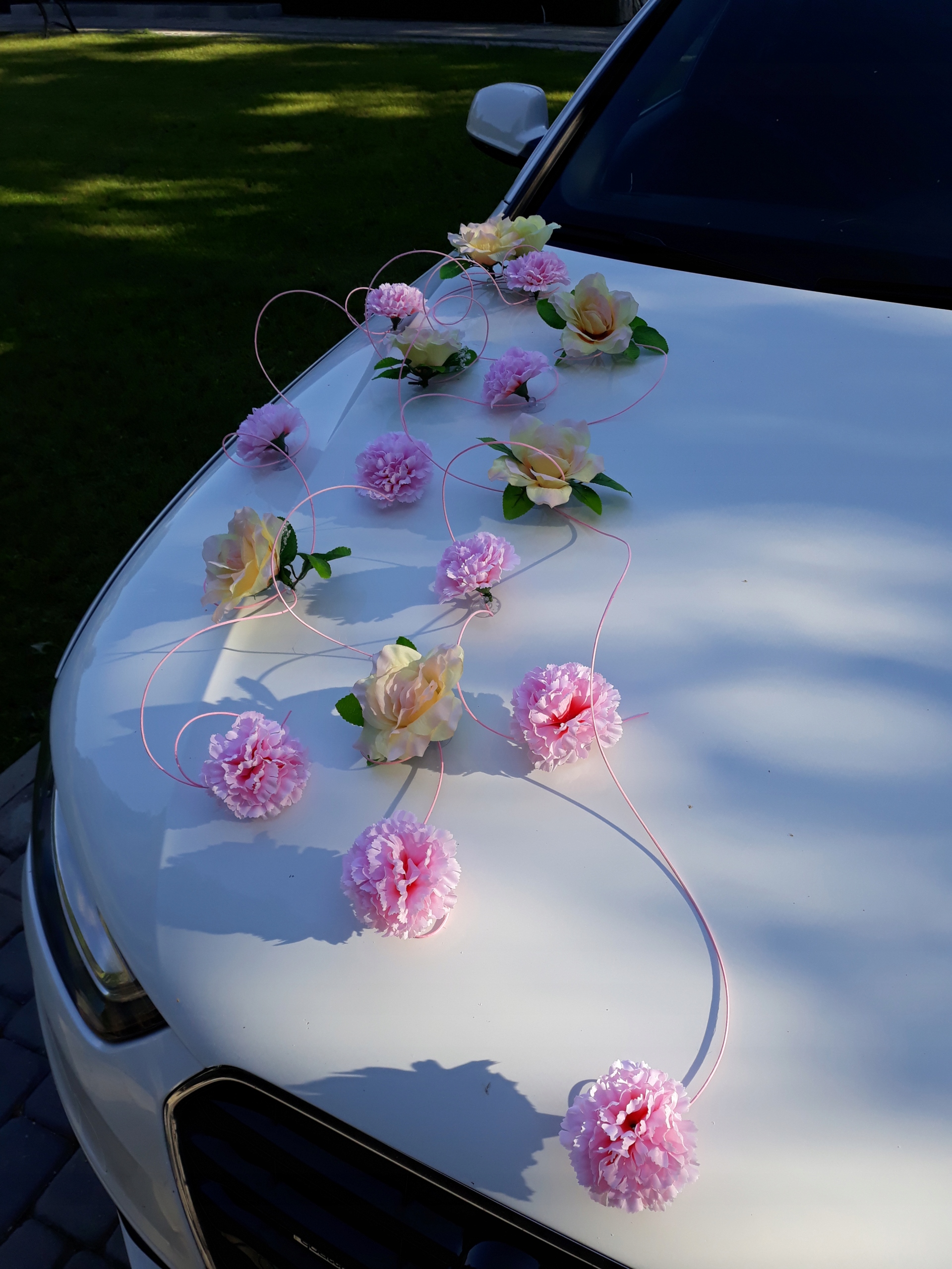 Украшения машины на свадьбу — 58 фото оригинальных вариантов декора своими руками