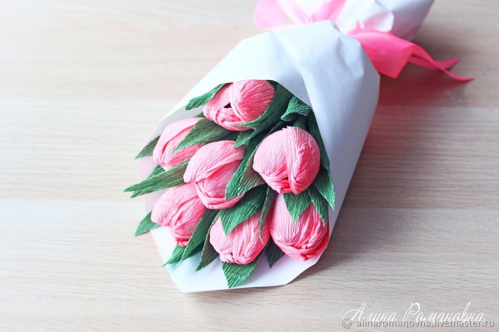 Букет тюльпанов из конфет – весенняя сладость в подарок дорогому человеку