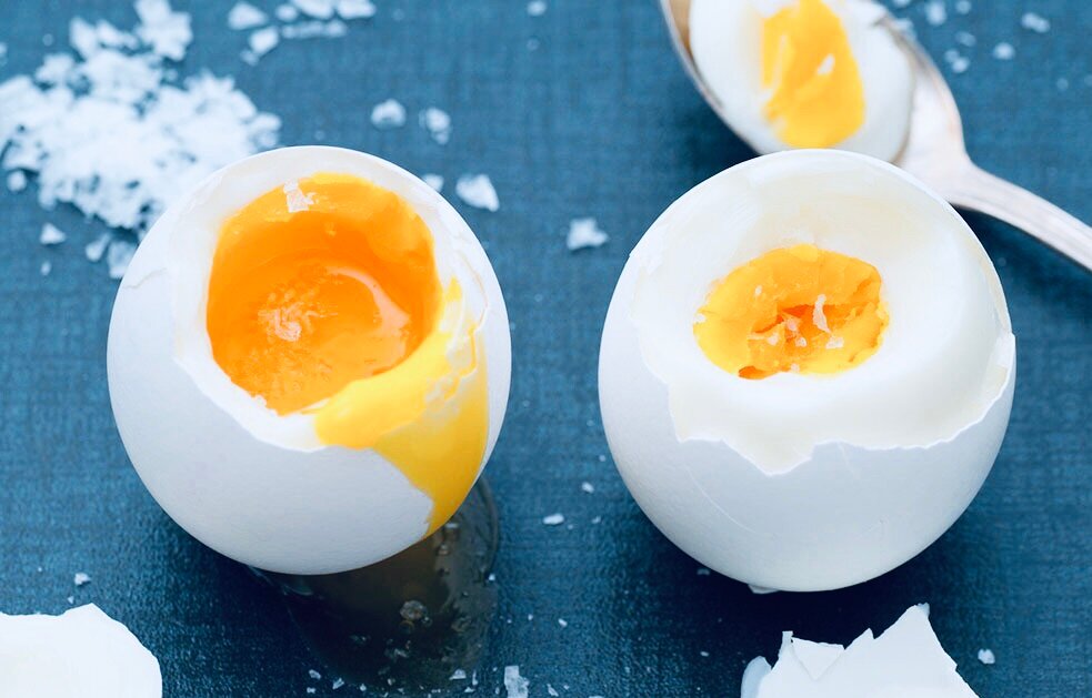 Как сварить яйца вкрутую, в мешочек, всмятку - что и как. ответы на вопросы.