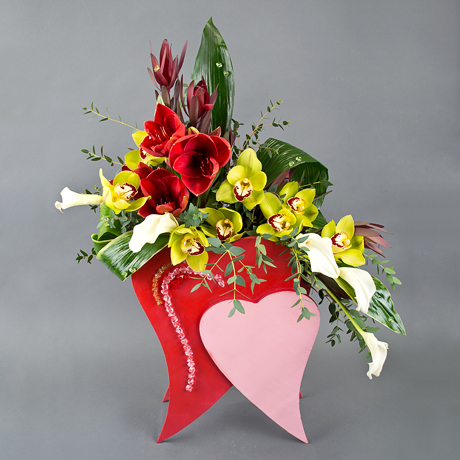 Как создать романтическое настроение в день святого валентина с помощью красочных композиций из цветов