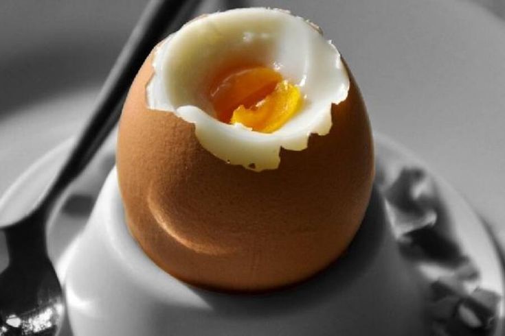 Сколько и как варить яйца всмятку, вкрутую и в мешочек | ktonanovenkogo.ru